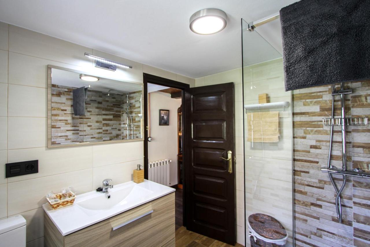 Apartamentos 'Los Balcones De Nieda 2' Cangas de Onis Ngoại thất bức ảnh